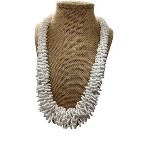 New no tags Vintage 2000's Handmade White beaded Twisted necklace Chunky Artsy